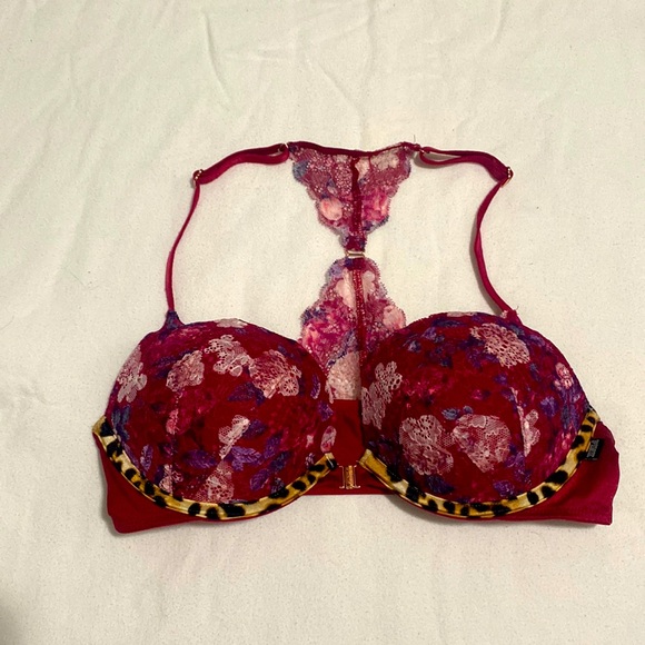 Valentines' Day!!! PINK by Victoria Secrets Push Up Bra Size 34C - Picture 1 of 4